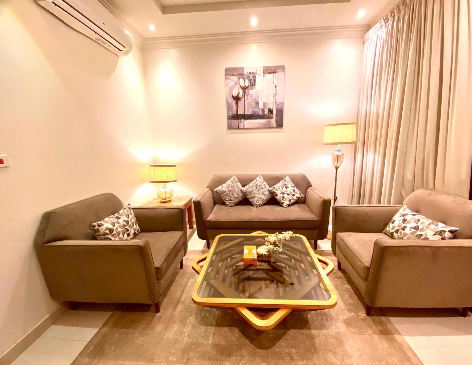 Al Joon Hotel Riyadh Exterior photo