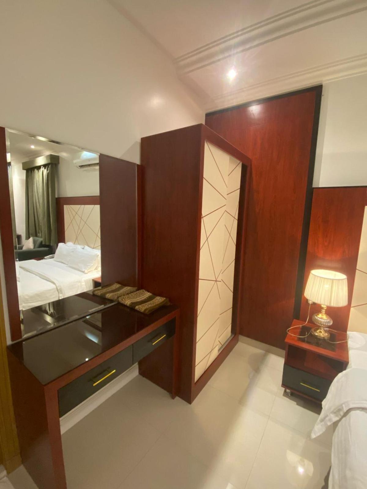 Al Joon Hotel Riyadh Exterior photo